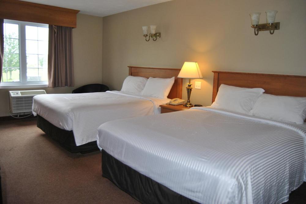 Auberge Bouctouche Inn & Suites Exteriör bild